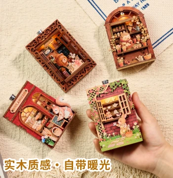 Cute Cartoon DIY Fridge Magnet House - Handmade 3D Puzzle Block Assembly Model Toy with Self-Adhesive Magnetic Backing