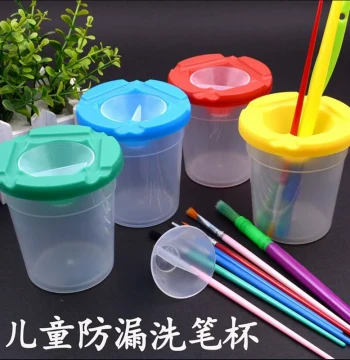 Plastic Brush Washing Cup with Spill-Proof Design