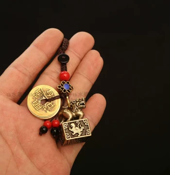 Solid Brass Wealth-Attracting Qilin Seal, Creative Brass Stamp for Backpack Charms, Car Keychains, Key Rings, and Pendants