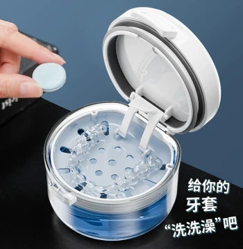 Portable Invisible Retainer Case with Mirror for Orthodontic Aligners and Dentures