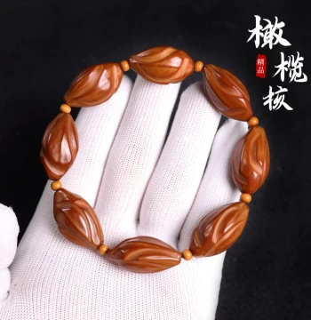 Natural Olive Pit Bead Bracelet for Men, Polished Beads with Carved 'Turning Heaven and Earth' Hexagonal Design, Cultural Play Handheld Item, Plain Carved Olive Pit Strand for Women