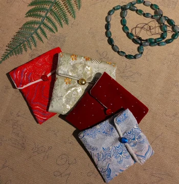 Velvet Pouches for Jewelry, Drawstring Bags for Seals, Storage Sacks, Small Cloth Bags for Traditional Collectibles