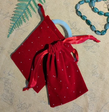 Velvet Jewelry Pouch with Drawstring - Storage Bag for Seals, Collectibles, and Small Items