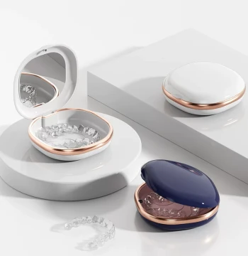 Portable Retainer Case with Mirror Adult Invisible Aligner Storage Box Orthodontic Appliance Organizer