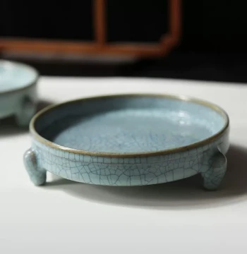 Fubixing Ceramic Brush Washer, Large Ge Kiln Powder Blue from Jingdezhen, Three-Legged Ink Dish for Calligraphy and Traditional Chinese Painting, Scholar's Four Treasures, Art Supplies