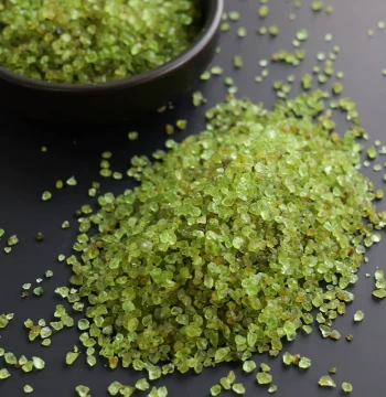 Natural Green Peridot Crushed Stone, Small Raw Particles for Demagnetizing Energy, Aquarium Landscaping DIY Accessories