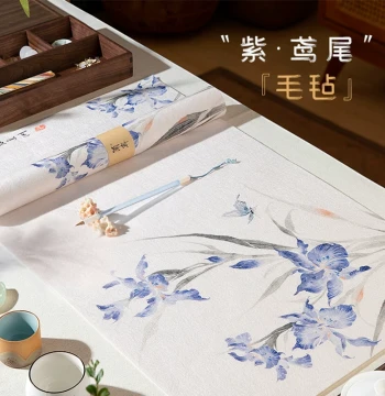 [Buy 2 Get 10% Off] Lanzhai Purple Iris Painted Felt Mat – Thickened, Moisture-Resistant, Non-Pilling for Calligraphy & Painting