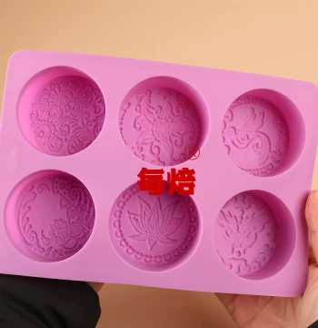 6-Cavity Round Maple Leaf & Butterfly Totem Large Silicone Mold for Handmade Soap – DIY Milk Soap, Essential Oil Soap Making Mold