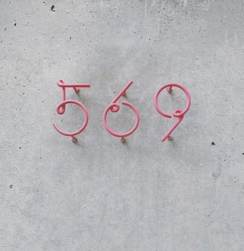 Nordic Creative Digital House Number Wrought Iron 3D Decor for Shops, Offices, Homestays, and Villas