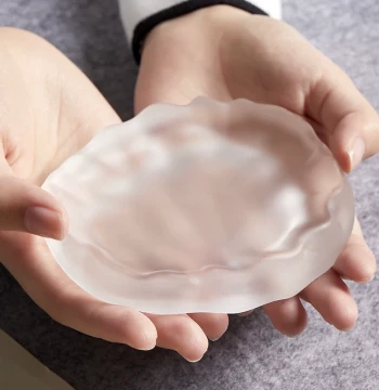 Frosted Ice-Style Crystal Glass Ink Dish and Brush Rest for Calligraphy and Chinese Painting Practice