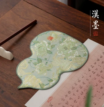 Hanmo Brocade Wrist Rest Traditional Four Treasures Study Gourd-Shaped Arm Pad Calligraphy Hand Pillow Artistic Fresh Wrist Rest