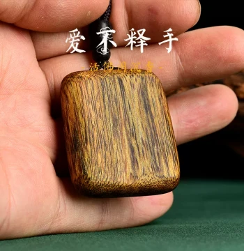 Hainan Butter Gold Thread Agarwood Pendant, Authentic Aged Raw Material Freeform Wooden Wenwan Sweater Chain Accessory, Natural