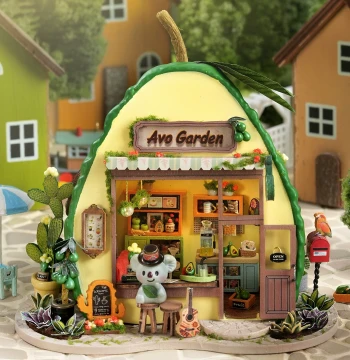 Qijin DIY Miniature House - Koala Milkshake Shop, Fruit-Shaped Handcrafted Architectural Model, Atmospheric Gift
