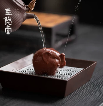Guiyintang Purple Clay Spraying Elephant Tea Pet, Handmade Pottery Tea Accessory, Nurturable Teapot Lid Rest and Brush Holder, Collectible Ornament