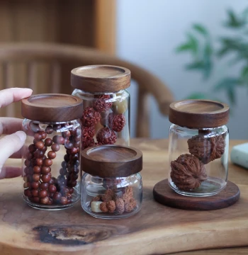 Moisture-Proof Glass Storage Jar for Jewelry and Collectibles with Agarwood Lid - Bead Bracelet Display Container and Antique Pearl Care Bottle