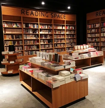 Specialized Bookshelf for Reading Rooms, Bookstores, Single/Double-Sided Island Units, School and Library Custom Wooden Display L