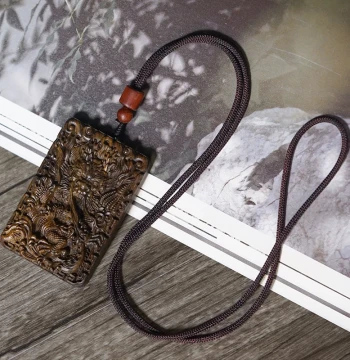 Chen Guibao Agarwood Carved Wu Shi Pai Five-Claw Dragon Pendant, Safety Charm for Car and Collectible Accessory