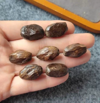 Natural Agarwood Irregular Barrel Beads Bracelet Accessories with Amber DIY Jewelry Components Loose Beads with Through Holes