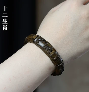 Agarwood Beaded Bracelet, Twelve Zodiac Wooden Cuff, Retro Style Cultural Play Ring Handle, Wooden Bangle for Men and Women