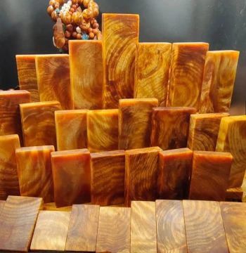Northern Agarwood 461 Peace Safety Tablet, Pine Resin Amber Raw Wood Square Bead/Pendant for Collectors