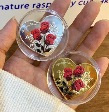 Heart-Shaped Rose Birthday Commemorative Coin - Creative Exquisite Gift for Ritual Moments