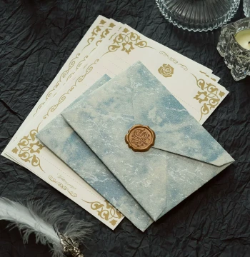 Luxury Embossed Gold-Foil Envelope and Letter Paper Set - Thick Vintage Style for Handwritten Love Letters, Coming-of-Age Gifts, and Invitations
