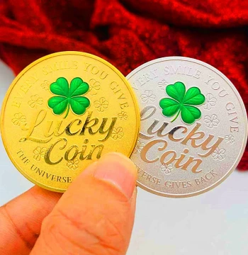 Four-Leaf Clover Lucky Coin, Gold-Plated Commemorative Medal for Love and Luck, Creative Pocket Gift and Collectible Coin