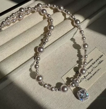 [Corn Exclusive] Premium Design! 'Manta Rose' Square Zircon Light Luxury Pearl Necklace