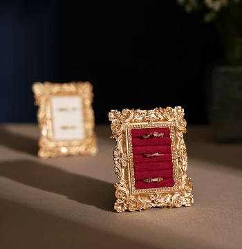 Vintage-Style Jewelry Display Stand with Ring Tray - Ideal for Boutique Showcases, Photography Props, and Home Decor