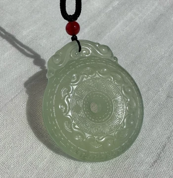 Natural Xiuyan Jade Ice-Transparent Patterned Peace Buckle Pendant Necklace