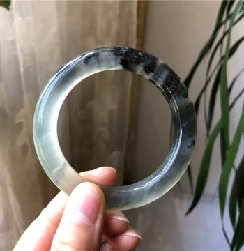 Natural Xiuyan Jade Bangle – Authentic Ink-Wash Patterned Round Bar Bracelet for Women (One Item, One Photo)