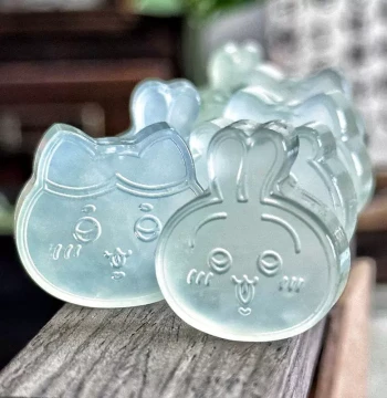 Natural Xiuyan Jade Pendant Featuring Chiikawa Characters (Hachiware, Usagi, Chiikawa)