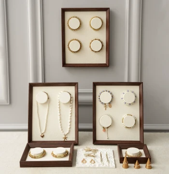 Vintage Brown Four-Hole Jewelry Display Stand - Bracelet and Necklace Holder for Counter Exhibition and Photography Props