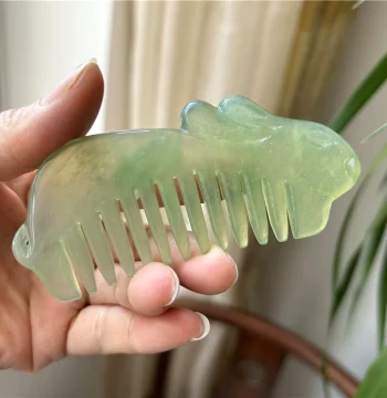 New Natural Xiuyan Jade Comb Health Care Jade Comb Rabbit Leaping Forward Grade A Authentic Xiuyan Rock Jade Comb