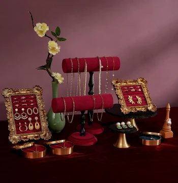 Red Velvet Jewelry Display Set – Vintage Frame with Bracelet Stand, Ring Tray, and Necklace Organizer for Photography