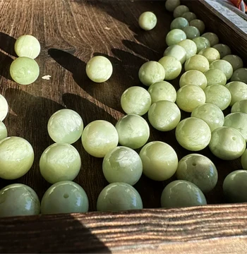 100% Natural Xiuyan Jade Beaded Bracelet – Green Jade "Milk Foam" Loose Beads for DIY Jewelry Making