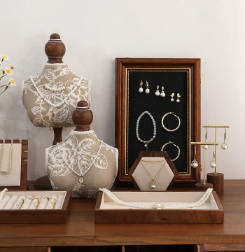 Vintage Mannequin Necklace Display Stand Jewelry Photo Frame Earrings Bracelets Accessories Display Rack Counter Ornament Prop