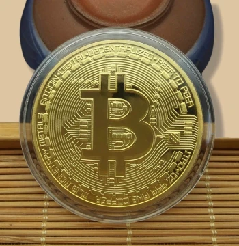 Foreign Replica Coin Gift for Birthday and Insurance Promotions, Lucky USD BTC Virtual Commemorative Collectible