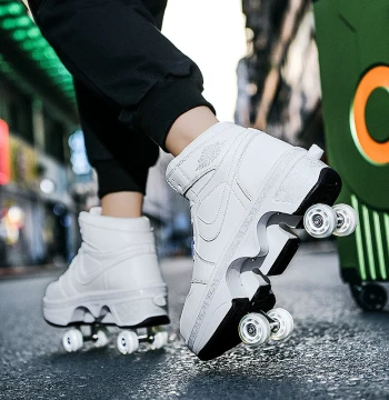 One-Click Automatic Retractable Rolling Shoes for Boys and Girls - Four-Wheel Collapsible Heelys for Kids' Sports and Flight