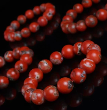 Natural Baoshan South Red Agate Bracelet with Unique Iron-Skin Patina: Unisex Single-Loop Prayer Beads and Ornament