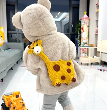 Hand-Crocheted Giraffe Yarn Bag DIY Kit - Kids Crossbody Bag & Doll Gift with Ice Bar Yarn