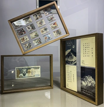 DIY Double-Sided Transparent Stamp Display Frame - Creative Collection Box with Protective Storage