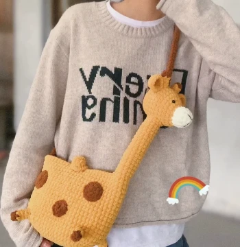 Hand-Knitted DIY Giraffe Crossbody Bag Kit with Ice Bar Yarn, Perfect Gift for Girlfriend