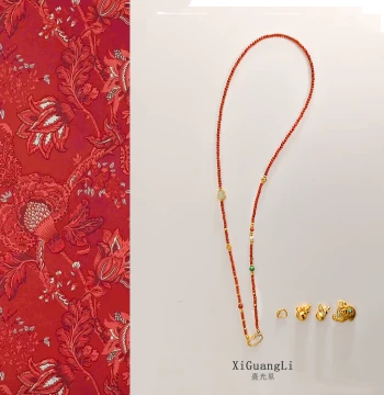 Natural Southern Red Agate Necklace with Amber Sweater Chain and Detachable Gold Gourd Pendant - Zodiac Year Cord for Women