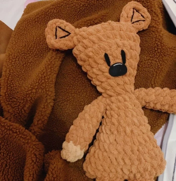 Hand-Knitted DIY Crochet Kit - Adorable Bean Bear Doll Craft Set, Perfect Homemade Gift as Seen on Xiaohongshu for Stress Relief