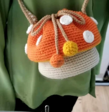 Mushroom Cake Mini Bag DIY Knitting Kit – Handmade Crochet Crossbody Shoulder Bag for Relaxation