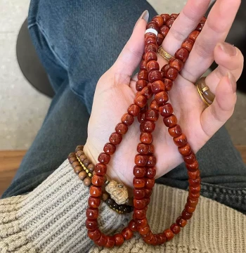 Natural Sichuan Bull's Blood Flame Red Agate Old-Style Bead Bracelet, Multi-Loop Buddhist Prayer Beads for Men and Women