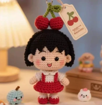 Hand-Crocheted Cute Chibi Maruko-chan Doll DIY Yarn Kit for Keychain or Gift