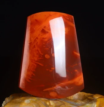 Natural Southern Red Agate Pendant - Jiukou Material Flame Pattern Peace Tag, Unisex Gift Jewelry with Certificate