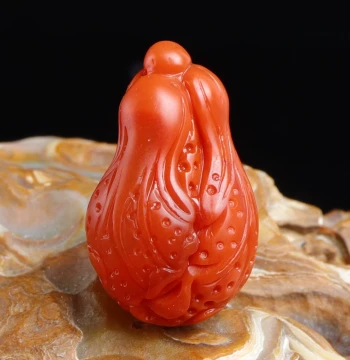 Natural South Red Agate Pendant, Full Color and Flesh, Wealth-Attracting Cabbage Design, Unisex Jewelry and Birthday Gift